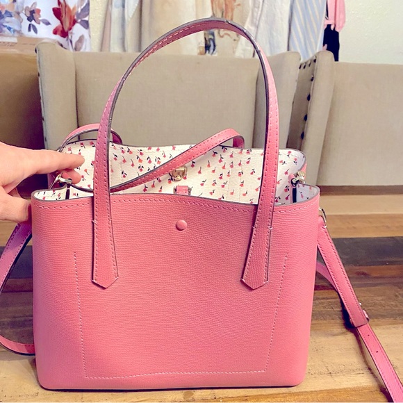 Kate Spade purse with shoulder strap and two handles ￼ - Picture 5 of 5